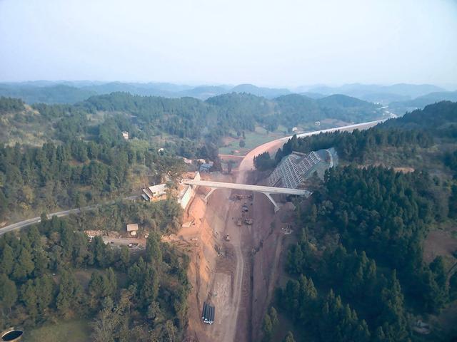 安岳县卧佛路日常资讯与温馨瞬间