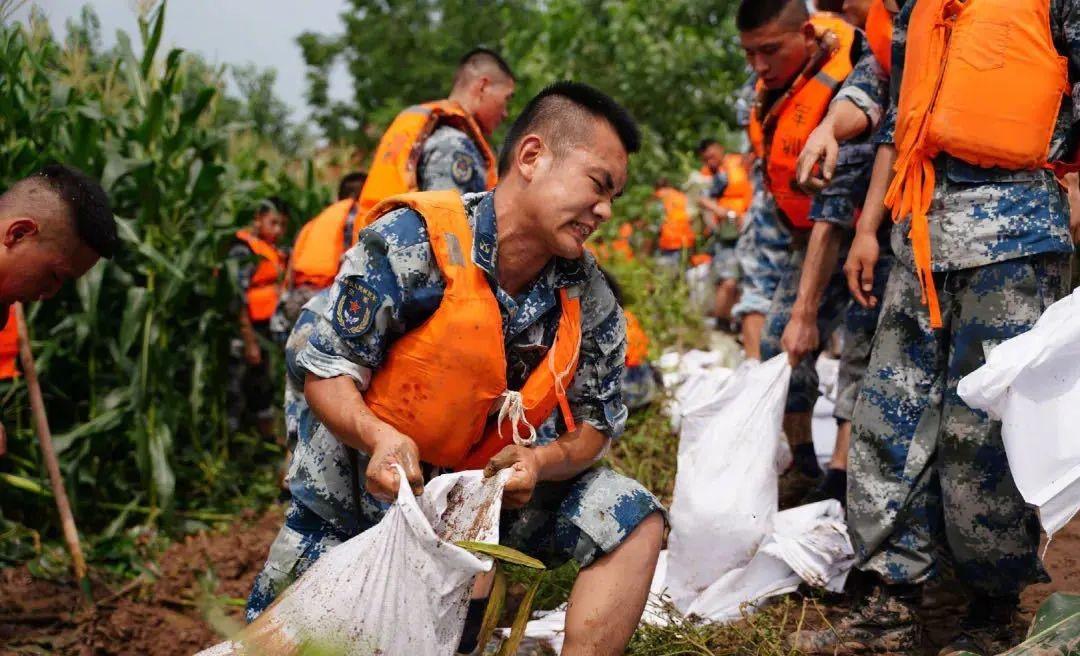 重庆洪水汛情变化下的城市与学习之路