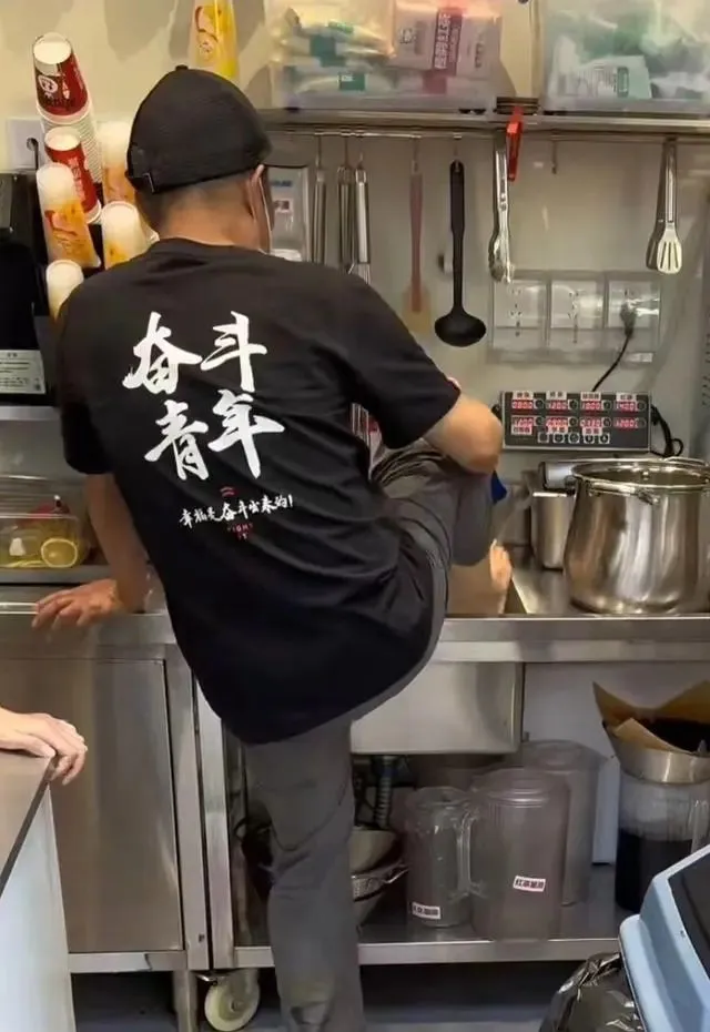 最新淡水洗脚体验，探索小巷中的隐秘宝藏